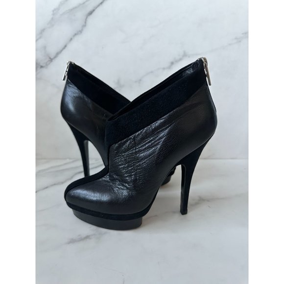 Saint Laurent Shoes - SAINT LAURENT Black Leather Ankle Booties Boots Size 38/8